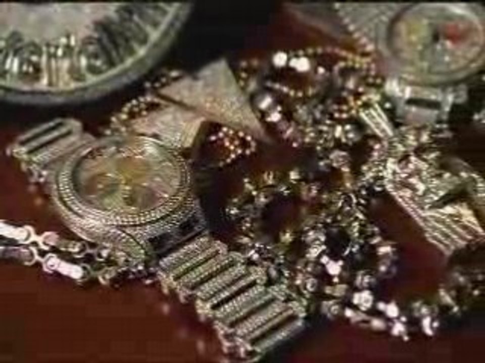 Metro P. Feat. Bobby Valentino - Lavish Watch Now