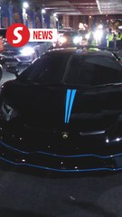 Lamborghini driver says he has a licence, vehicle not impounded