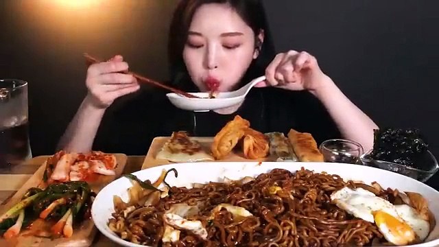 mukbang asmr eating show fried noodles with pickled vegetables fried eggs fried rice
