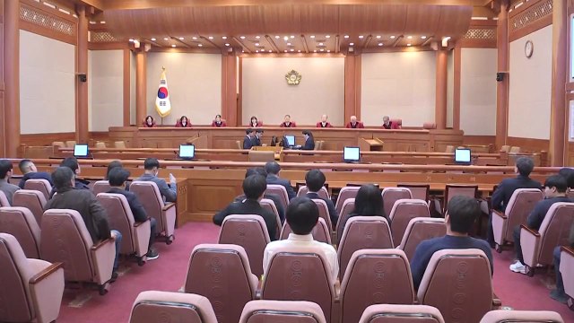 헌재, 박성재 법무부 장관 탄핵소추 기각...직무 복귀 / YTN