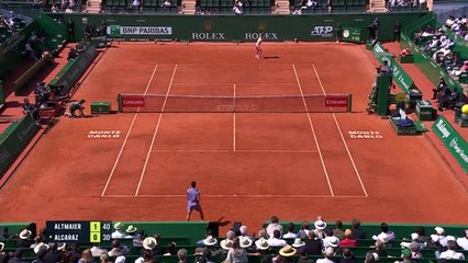 Monte-Carlo - Alcaraz rejoint Fils en quarts
