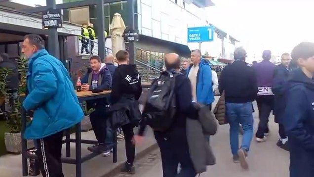 Fiorentina: i tifosi viola a Celje in attesa del fischio d'inizio