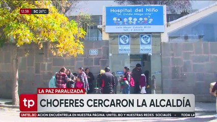 El paro de choferes se marca con violencia y genera quejas
