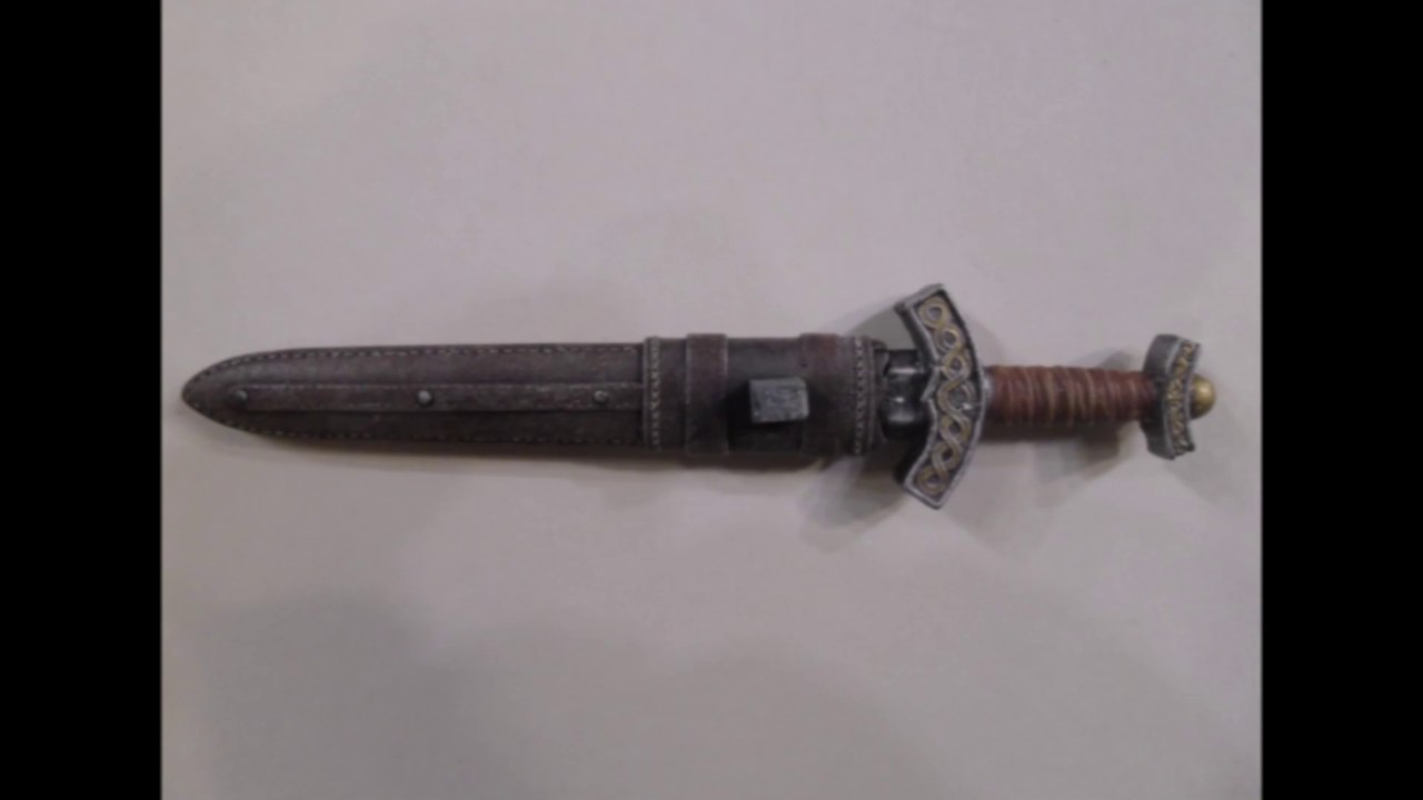 Asterix Obelix Idefix preshading und Bemalung vom Schwert Teil 1