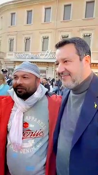 Salvini - Tanti sorrisi, strette di mano ed entusiasmo in Friuli Venezia Giulia (10.04.25)