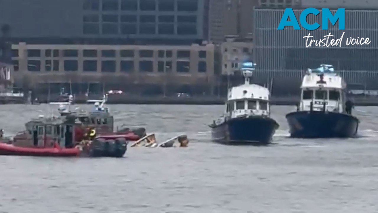 Helicopter crashes into Hudson River killing family and pilot