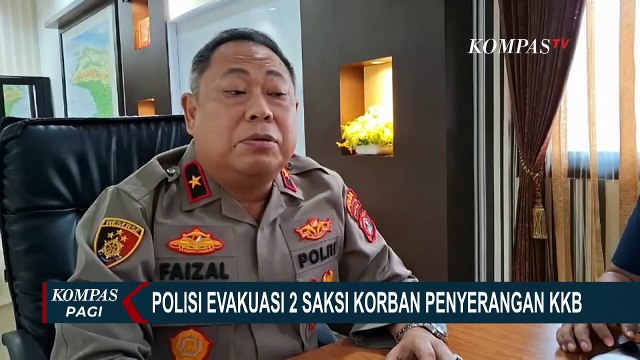 Momen Polisi Evakuasi 2 Saksi Selamat dari Penyerangan KKB di Yahukimo