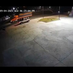 Graban choque entre motocicleta y carro en Omoa, Cortés