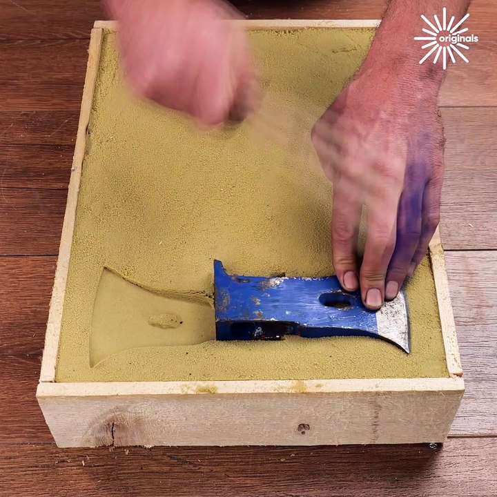 Custom tool through DIY metal melting! 🙌