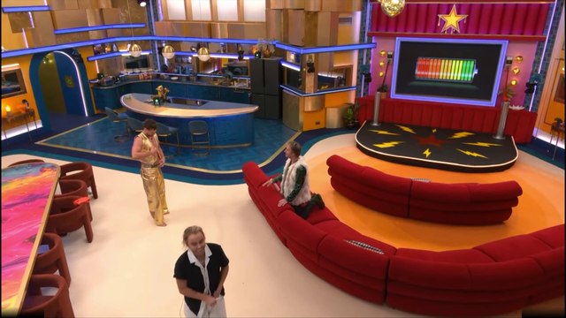 Celeb BB Clip Thurs 10th April(1 of 2) from the 11pm to 2am live feed.