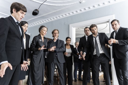 'Un funeral de locos', divertida comedia con un gran reparto