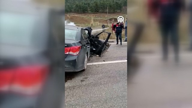 Gaziantep'teki trafik kazasında 2 kişi öldü, 2 kişi yaralandı