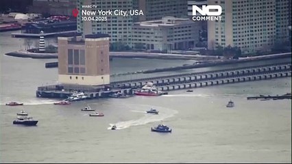 NO COMMENT: Los restos del helicóptero rescatados del río Hudson tras un accidente mortal