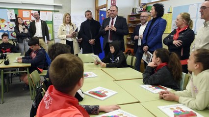 El programa de reparto de fruta, hortaliza y leche pone en valor el trabajo de agricultores