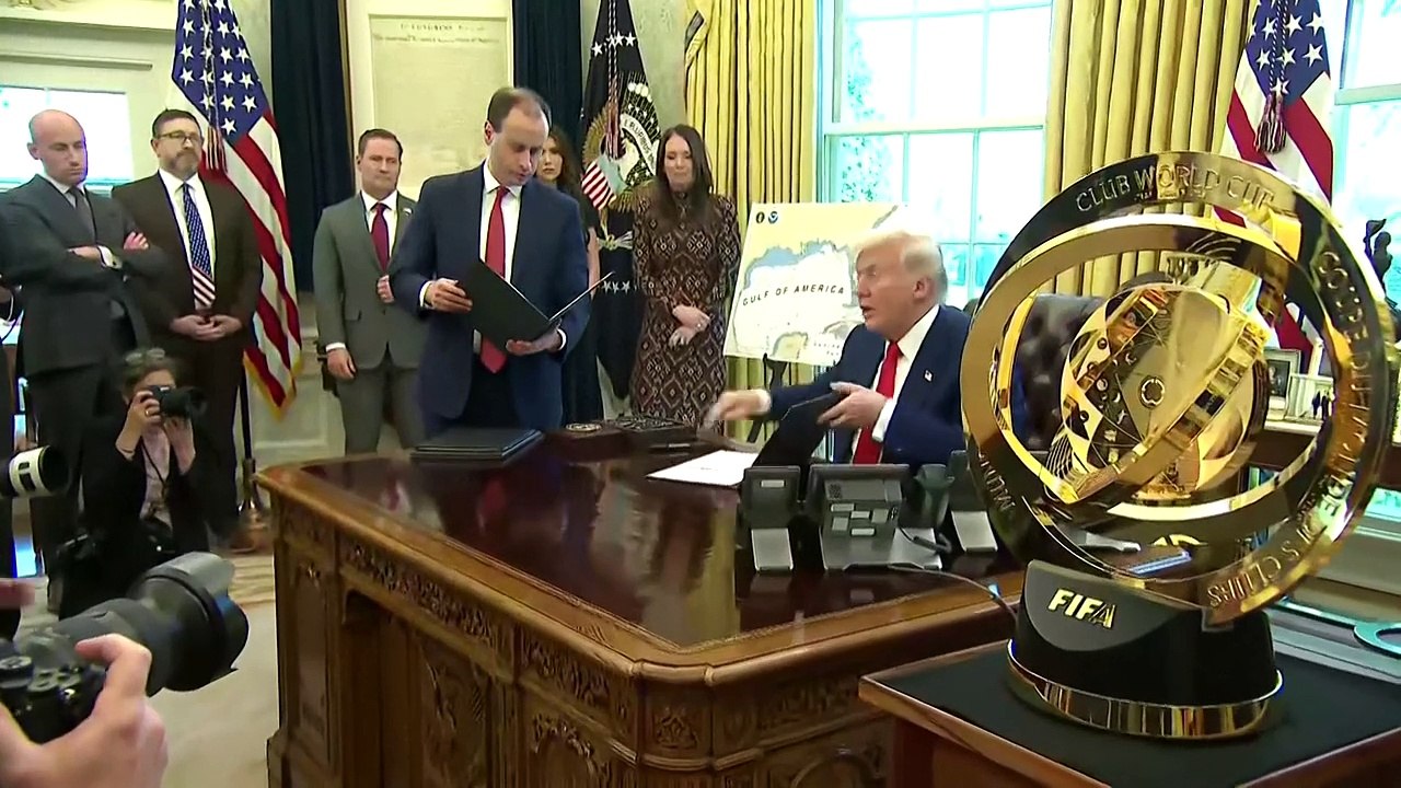 "insiderhandel": vorwürfe gegen trump nach zoll-kehrtwende