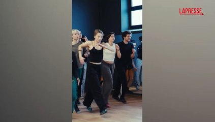 Esce 'Nonostante tutto' il singolo di Cremonini ed Elisa: le immagini del backstage del video