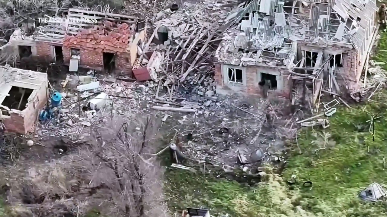 Un video revela la ejecución de soldados ucranianos rendidos por parte de tropas rusas