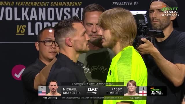 UFC 314 - Le face-à-face entre Chandler et Pimblett avant leur guerre