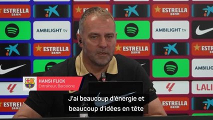 Barcelone - Flick ne signera pas un contrat longue durée mais veut rester au club