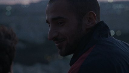 Em Rumo a Uma Terra Desconhecida Trailer Legendado