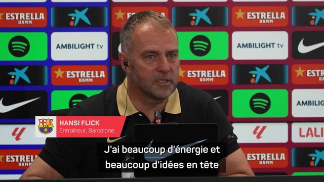 Flick ne signera pas un contrat longue durée mais veut rester au club