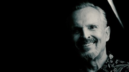 Miguel Bosé: "Escuchando, escuchando... No sabes cuántas cosas he descubierto"