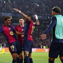 Ronald Araújo se ríe del look rosa de Lamine Yamal