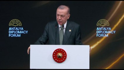 Erdogan: Israele problematico, cerca far implodere rivoluzione Siria