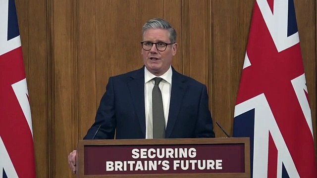 Keir Starmer aims to pass emergency law in one day to prevent closure of the British Steel plant