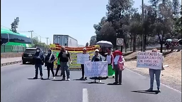 Ejidatarios de Cuautitlán Izcalli bloquean la autopista México Querétaro