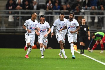 Ligue 2 : Amiens s’impose et entrevoit le maintien