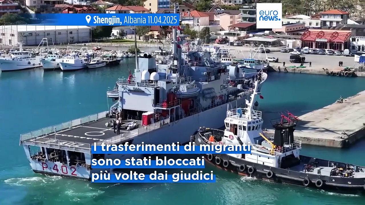Video Migranti, riparte la rotta Italia-Albania: la nave Libra arriva a Shengjin con a bordo 40 persone
