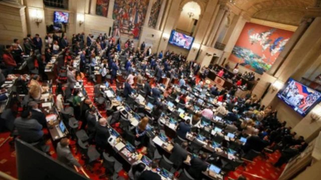 Nuevo Liberalismo y Salvación Nacional estarían concretando posible alianza para elecciones al Congreso de 2026