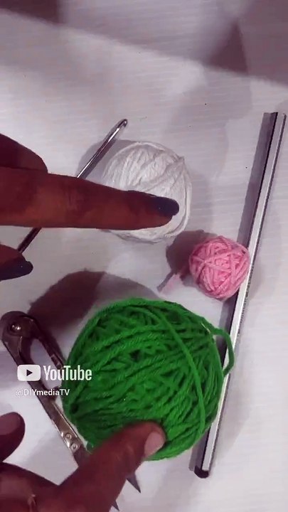 Pencil decoration #crochet #crochetpattern #crocheting #frog #diy #diycraft #diycraftideas