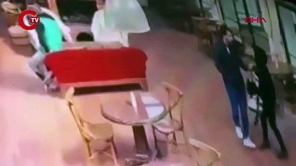 Danla Biliç'in eski sevgilisi tarafından darbedildiği anlar kamerada