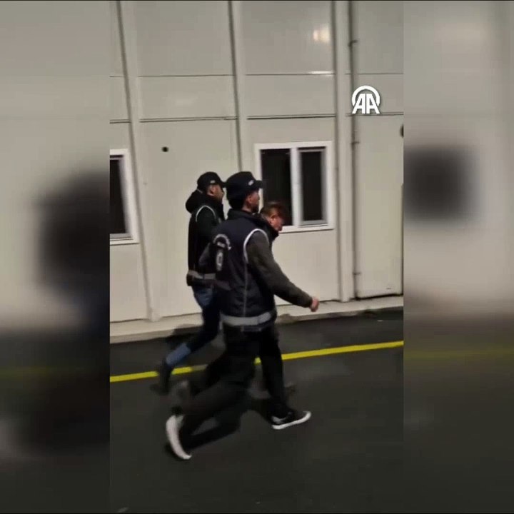 Kırmızı bültenle aranan suç örgütü lideri İstanbul'da yakalandı