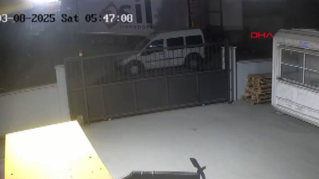 İstanbul'da TIR'lardan ve inşaatlardan hırsızlık yapan 5 şüpheli yakalandı