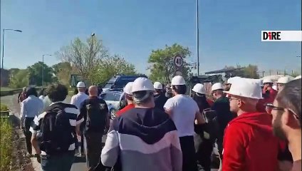 Bologna - SIT-IN TANGENZIALE, "GOVERNO METTA IN SICUREZZA STRADE"   (11.04.25)