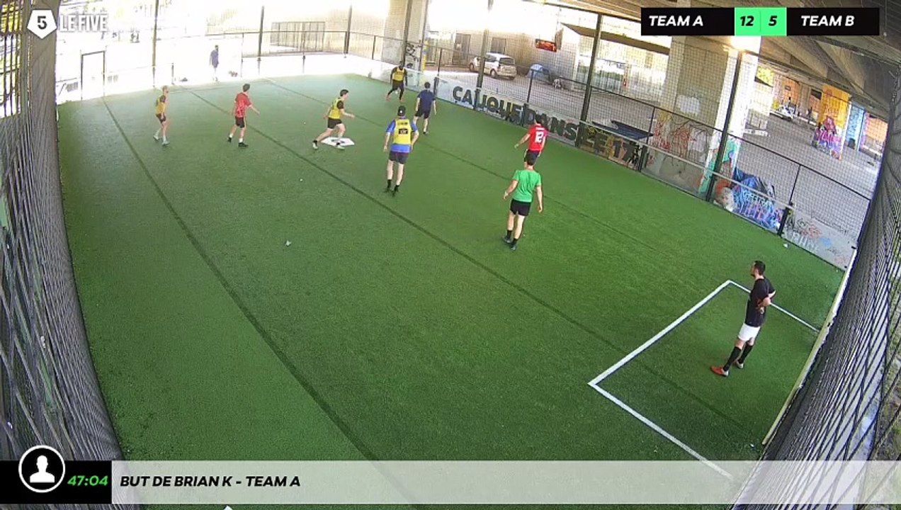 But de Brian K - Team A