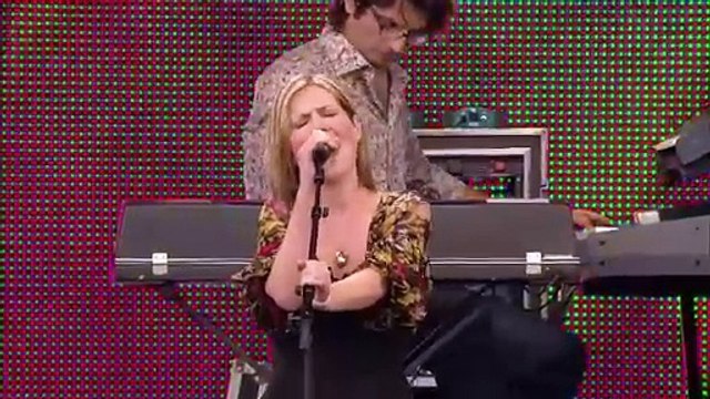 Dido - White Flag (Live 8 2005)