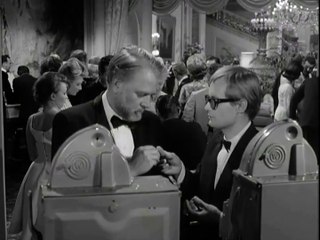 El Agente de Cipol  1x16-El asunto de los palos de violín-HD