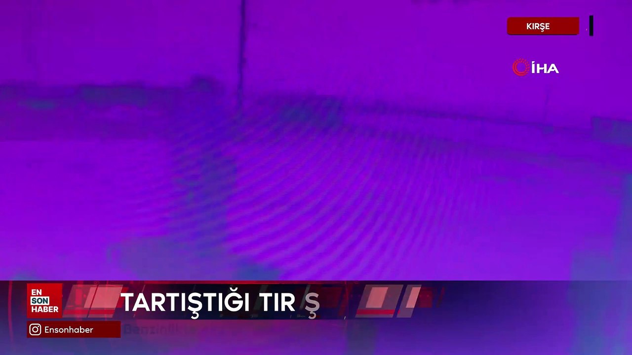 Kırşehir'de hatalı sollama sonrasında tartıştığı tır şoförüne silah çekti