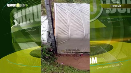 Un deslizamiento de tierra arrastró a un conductor de carga en Jardín, Antioquia