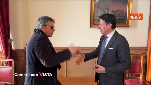 Forse partirò... per dimenticare. Su Camera con Vista, il programma di Alexander Jakhnagiev su La7