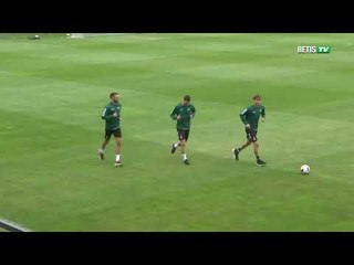 Siguen los entrenamientos de pretemporada para el #RealBetis en Austria