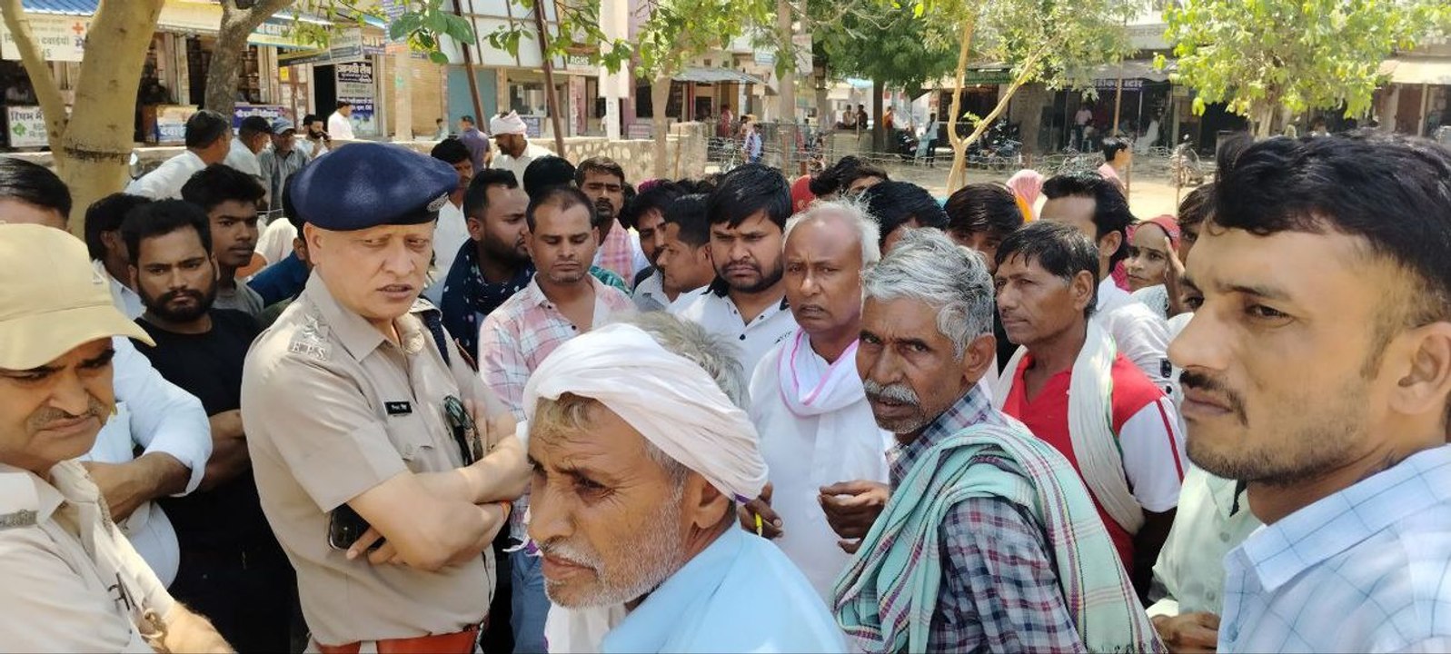 रैफर प्रसूता की जयपुर में मौत, शव लेकर लौटे परिजनों ने जताया रोष