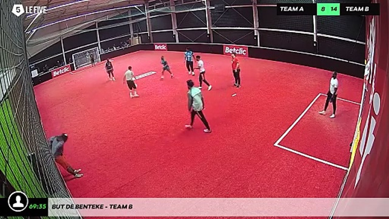 But de Benteke - Team B