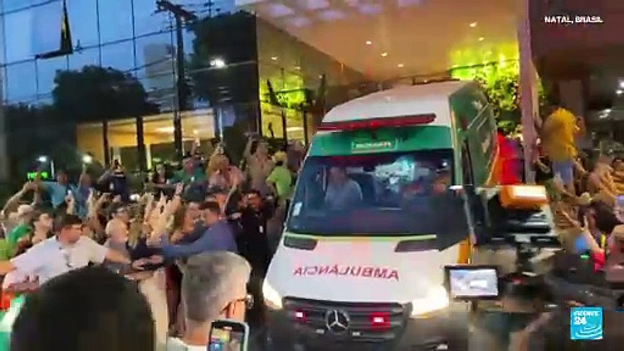 Bolsonaro busca ser trasladado a Brasilia mientras continúa su recuperación