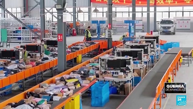 EE. UU. elimina los aranceles recíprocos a teléfonos inteligentes y computadores chinos