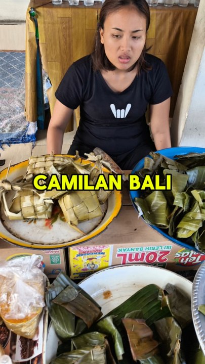 Camilan Bali